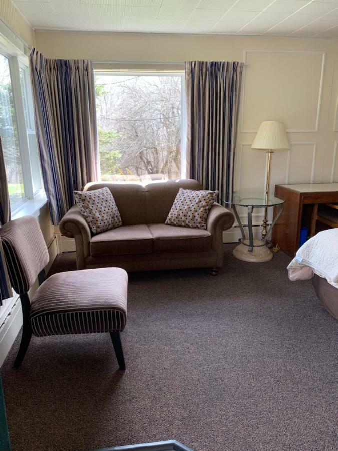 Lionstone Inn Motel & Cottages Pictou Ngoại thất bức ảnh