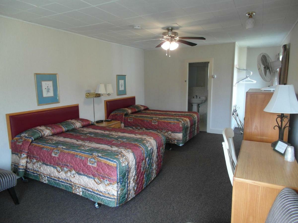 Lionstone Inn Motel & Cottages Pictou Ngoại thất bức ảnh