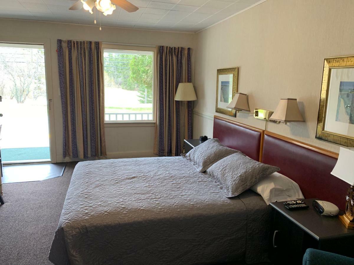 Lionstone Inn Motel & Cottages Pictou Ngoại thất bức ảnh